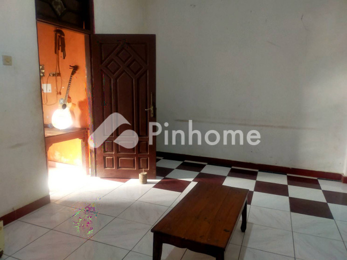 dijual rumah lantai 2 kupang di jalan fetor funai - 17