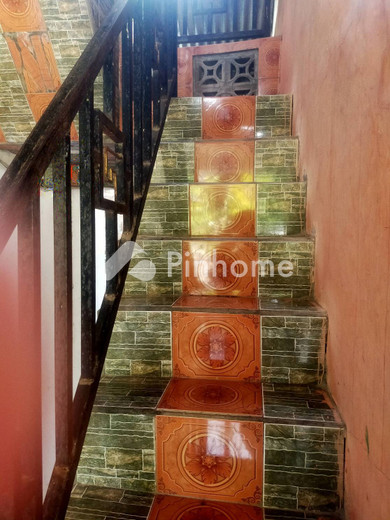 dijual rumah lantai 2 kupang di jalan fetor funai - 10