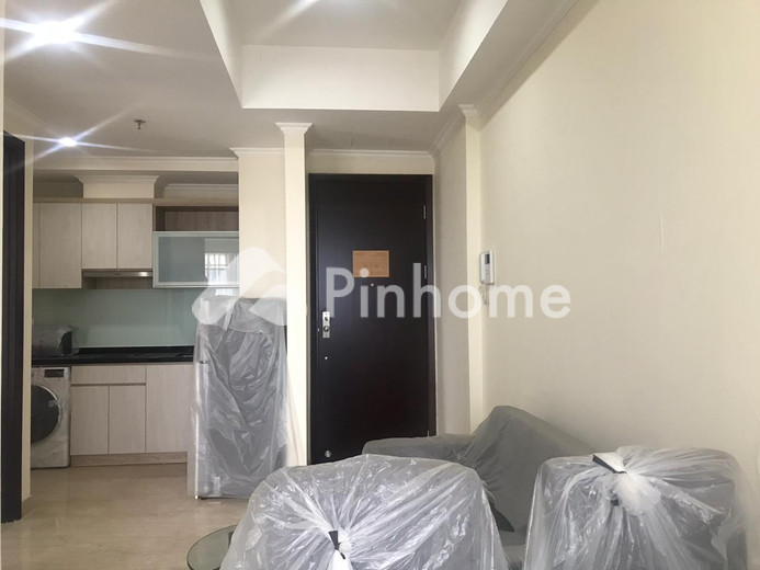 dijual apartemen 2br furnished lokasi strategis di tower sapphire - 1
