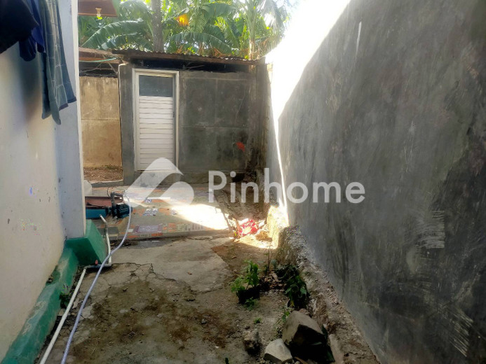 dijual rumah lantai 2 kupang di jalan fetor funai - 8